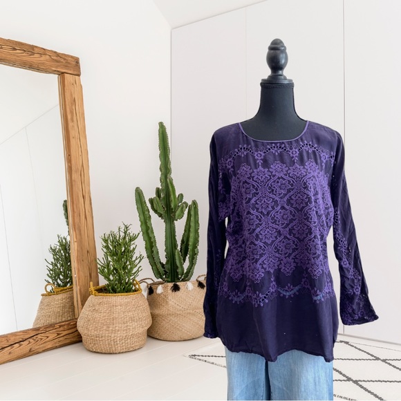 Johnny Was Dolman Long Sleeve Embroidered Eyelet Top - Picture 1 of 13